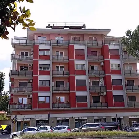 18 Vatican Penthouse شقة